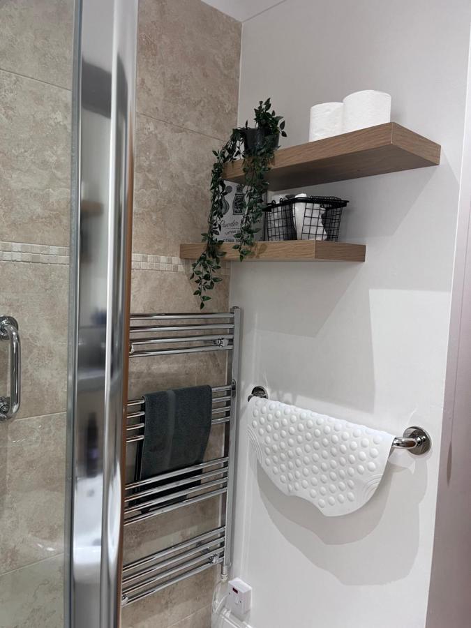 Вилла Woodlands Court Holiday Retreat Paulton Экстерьер фото